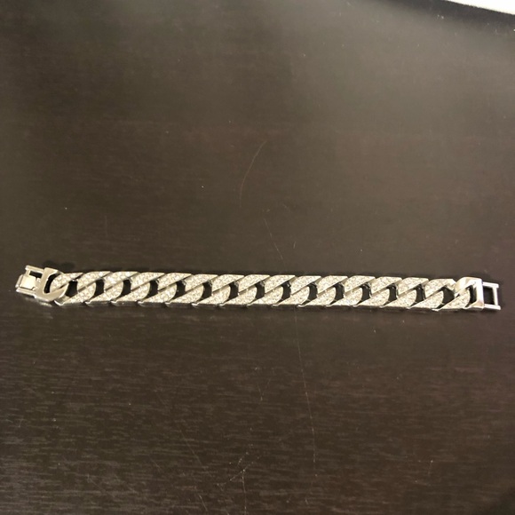 Bust Down Cuban Link Bracelet - Picture 3 of 5
